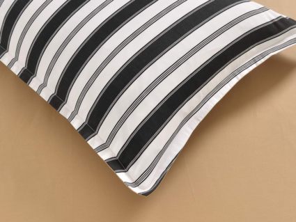 Комплект постельного белья Софи де Марко Вивьен (белая) Семейный